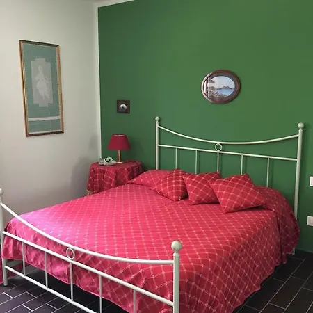 Casa Melograno Laureana Cilento