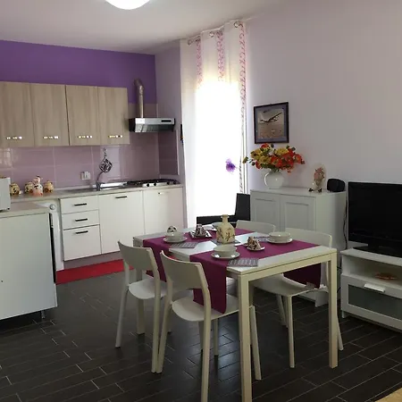 Casa Melograno * Laureana Cilento